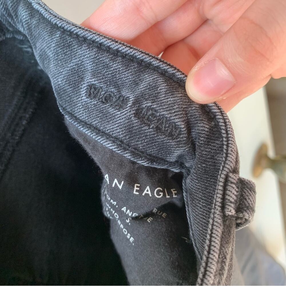 American Eagle Jeans 8 Mom High Rise Straight Leg Stretch Distressed Ripped Grey - Picture 5 of 7